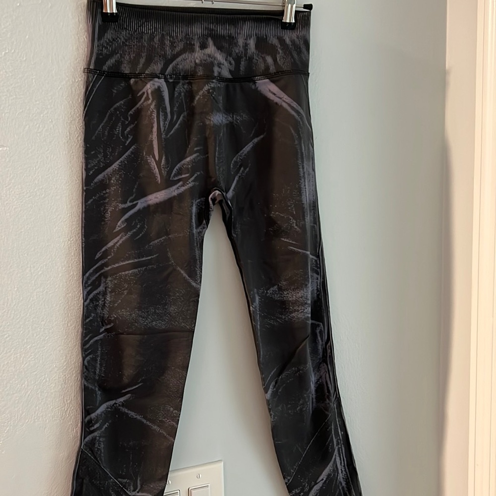 Lululemon leggings sz 6